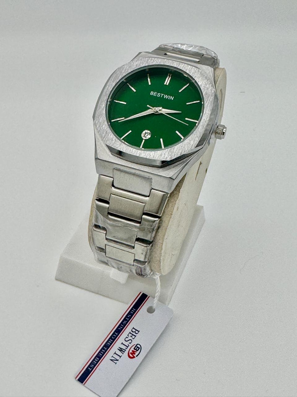 BESTWIN BW-983 Men's Luxury Quartz Watch
