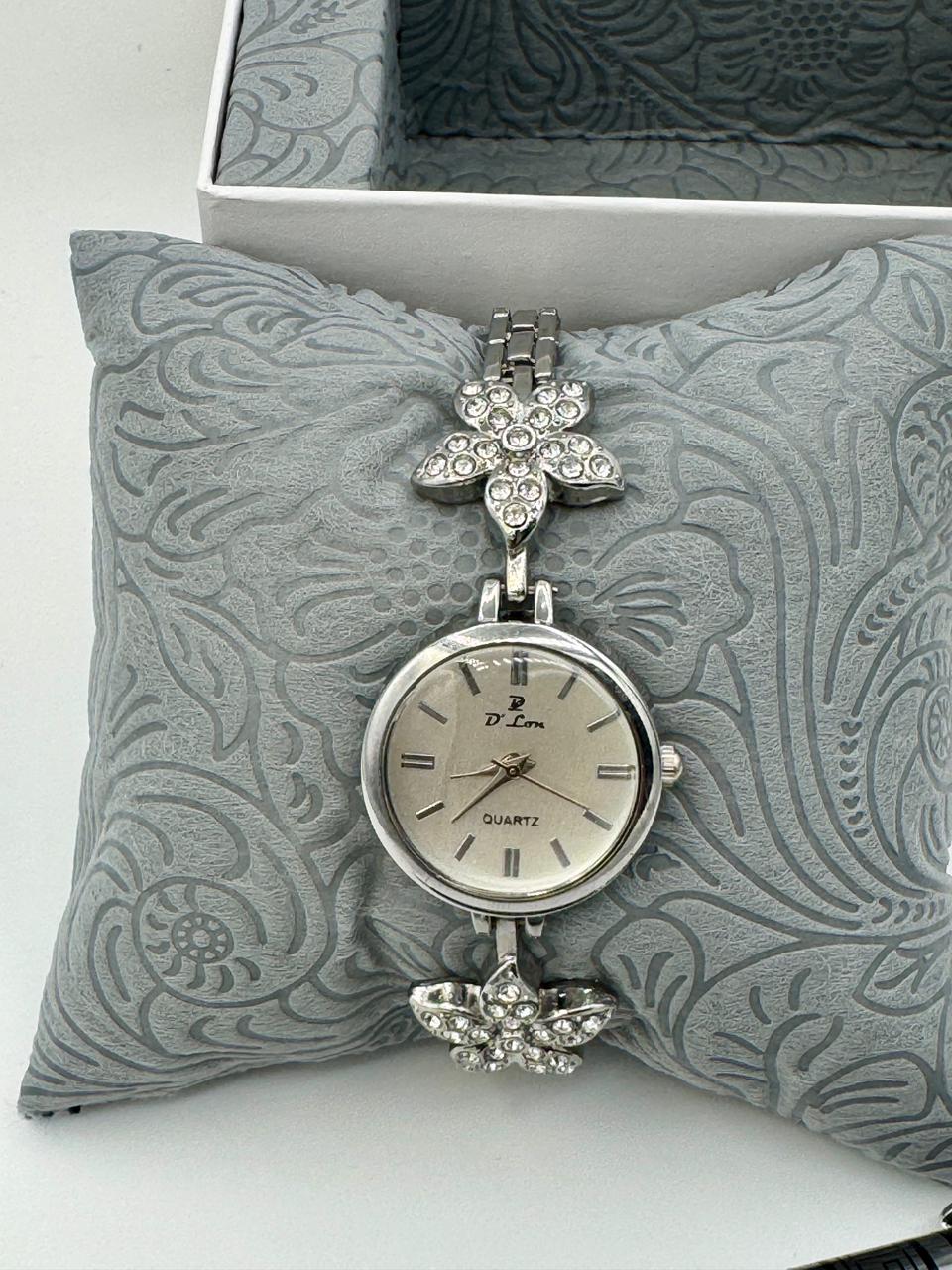 D.Lon BK16 Women's Quartz Watch