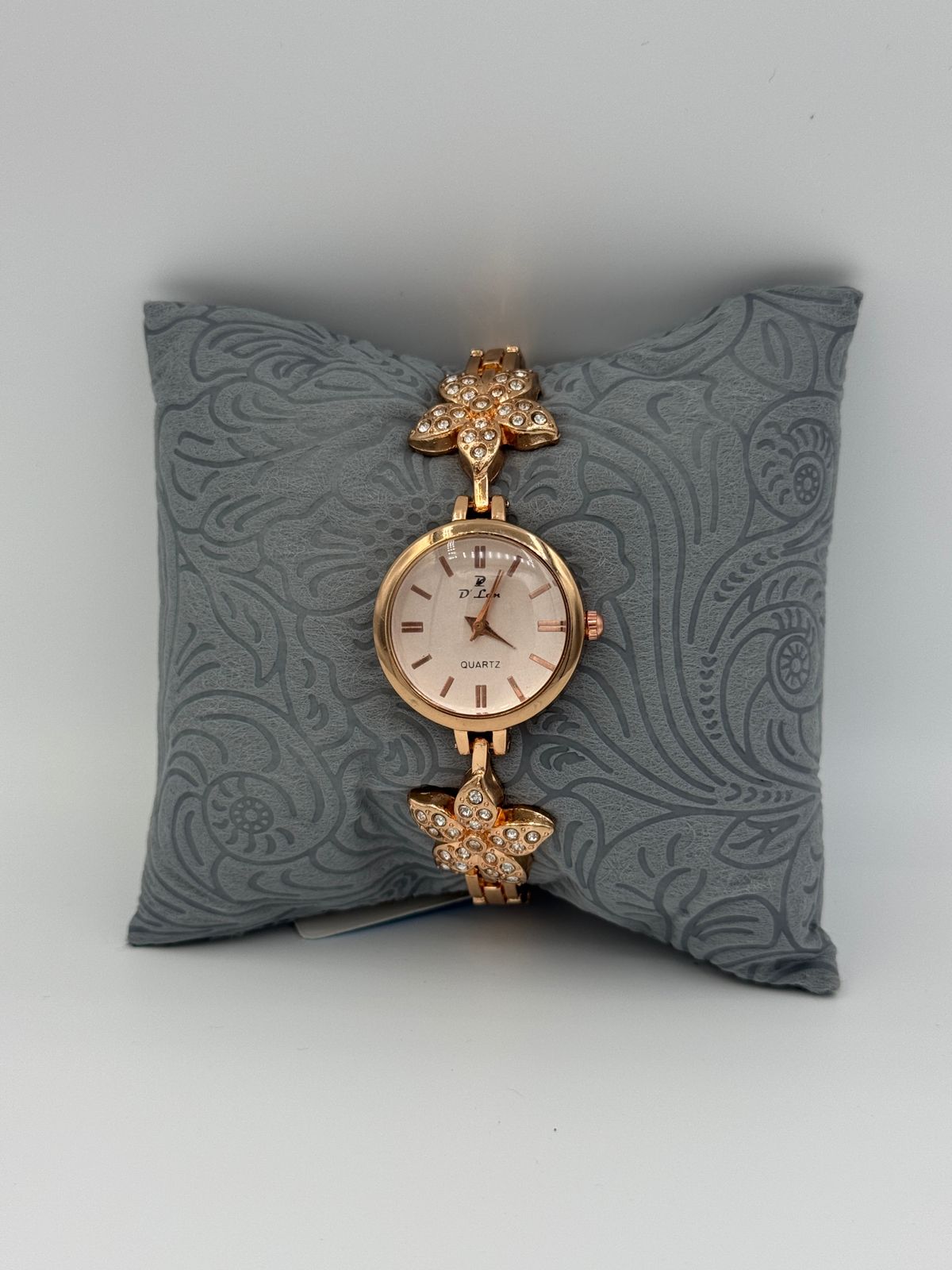 D.Lon BK16 Women's Quartz Watch