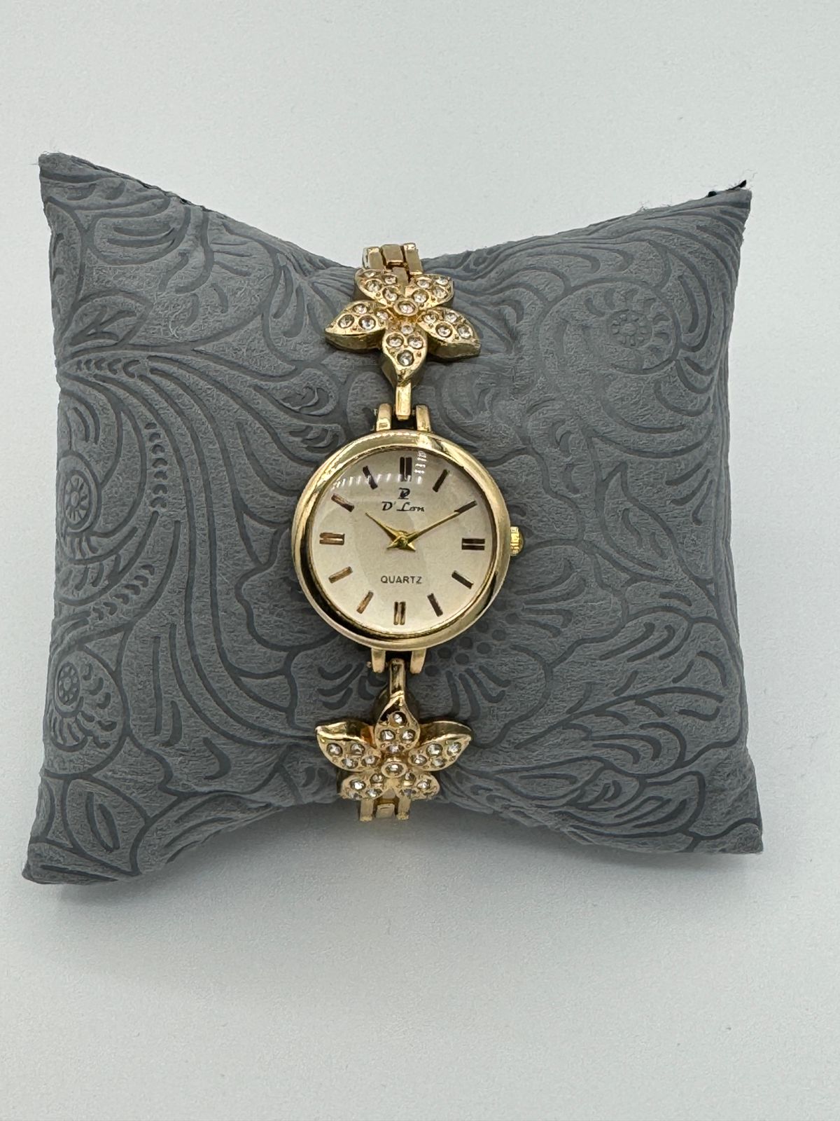 D.Lon BK16 Women's Quartz Watch