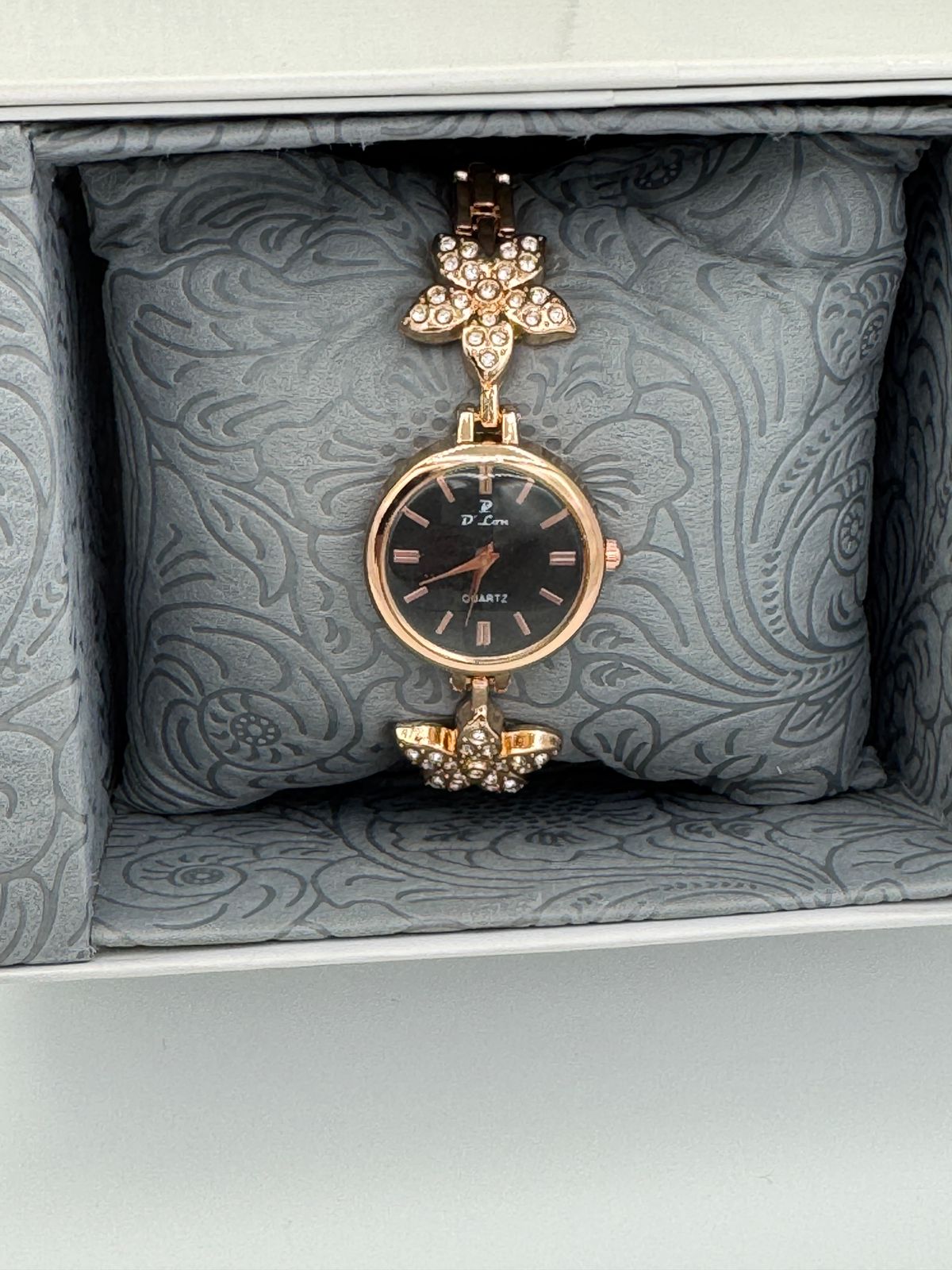 D.Lon BK16 Women's Quartz Watch