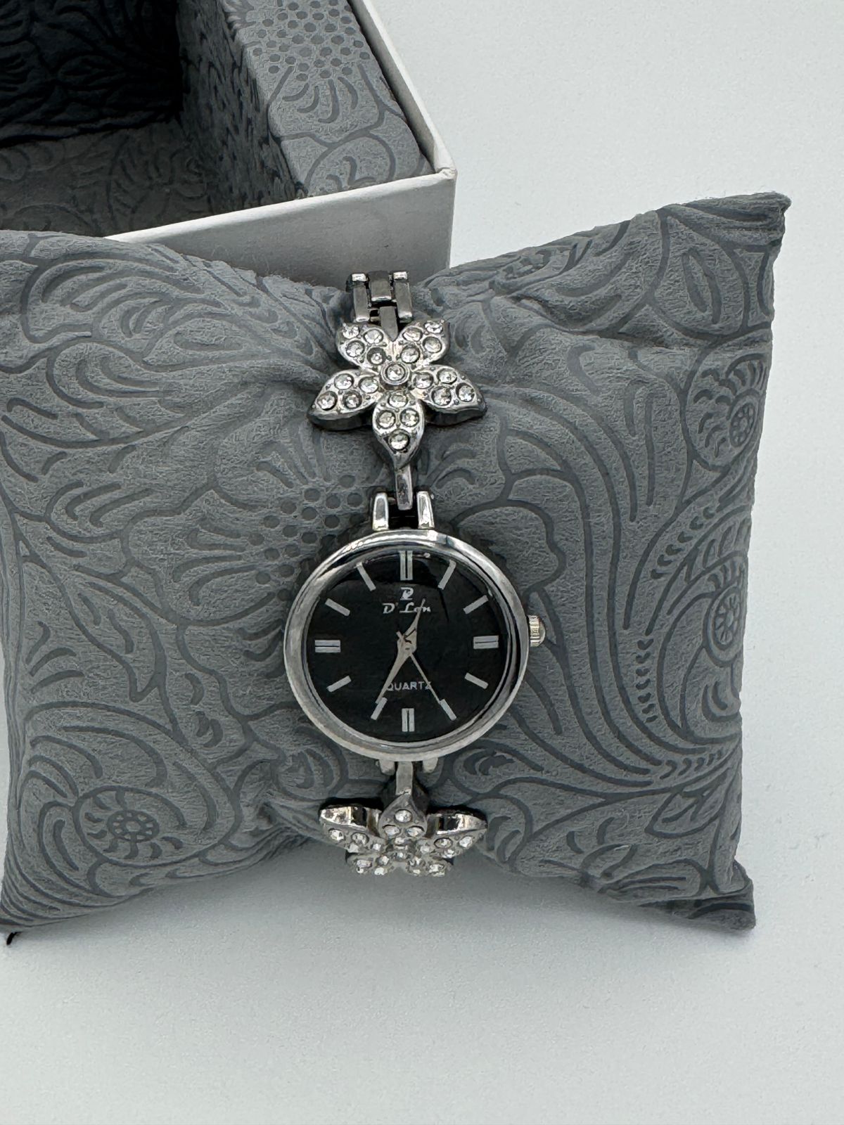 D.Lon BK16 Women's Quartz Watch