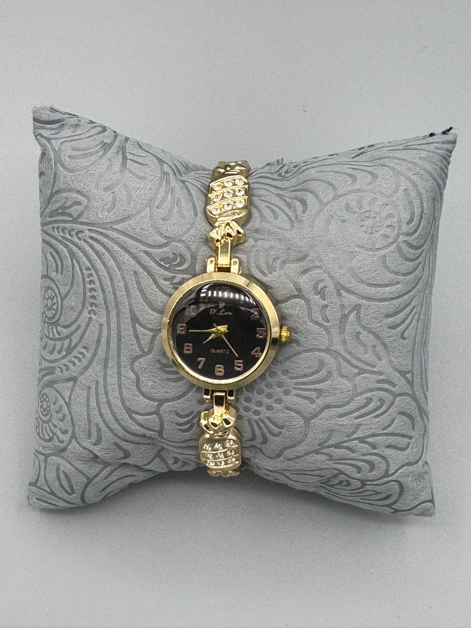 D.Lon F8 Women's Quartz Watch