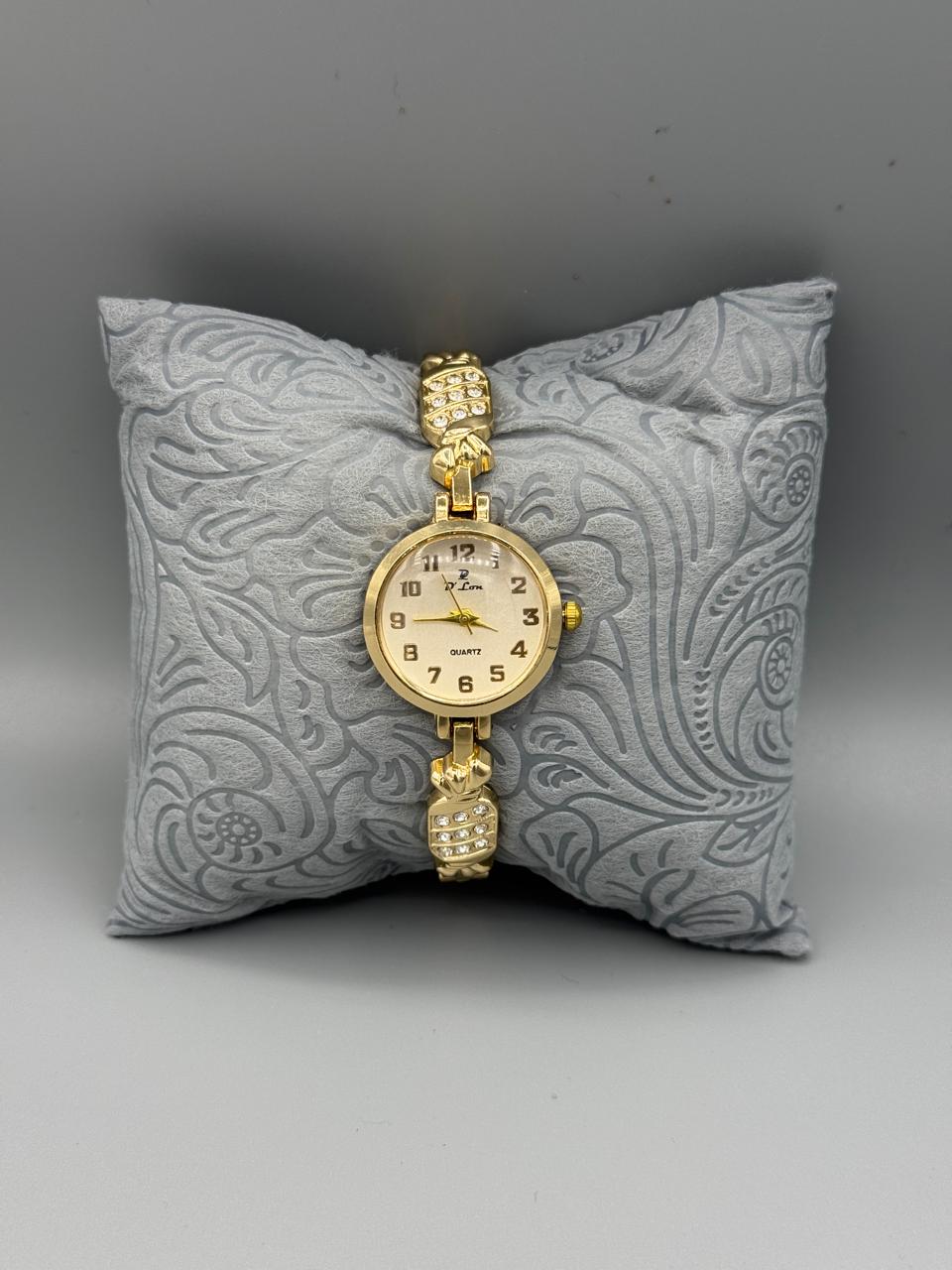 D.Lon F8 Women's Quartz Watch