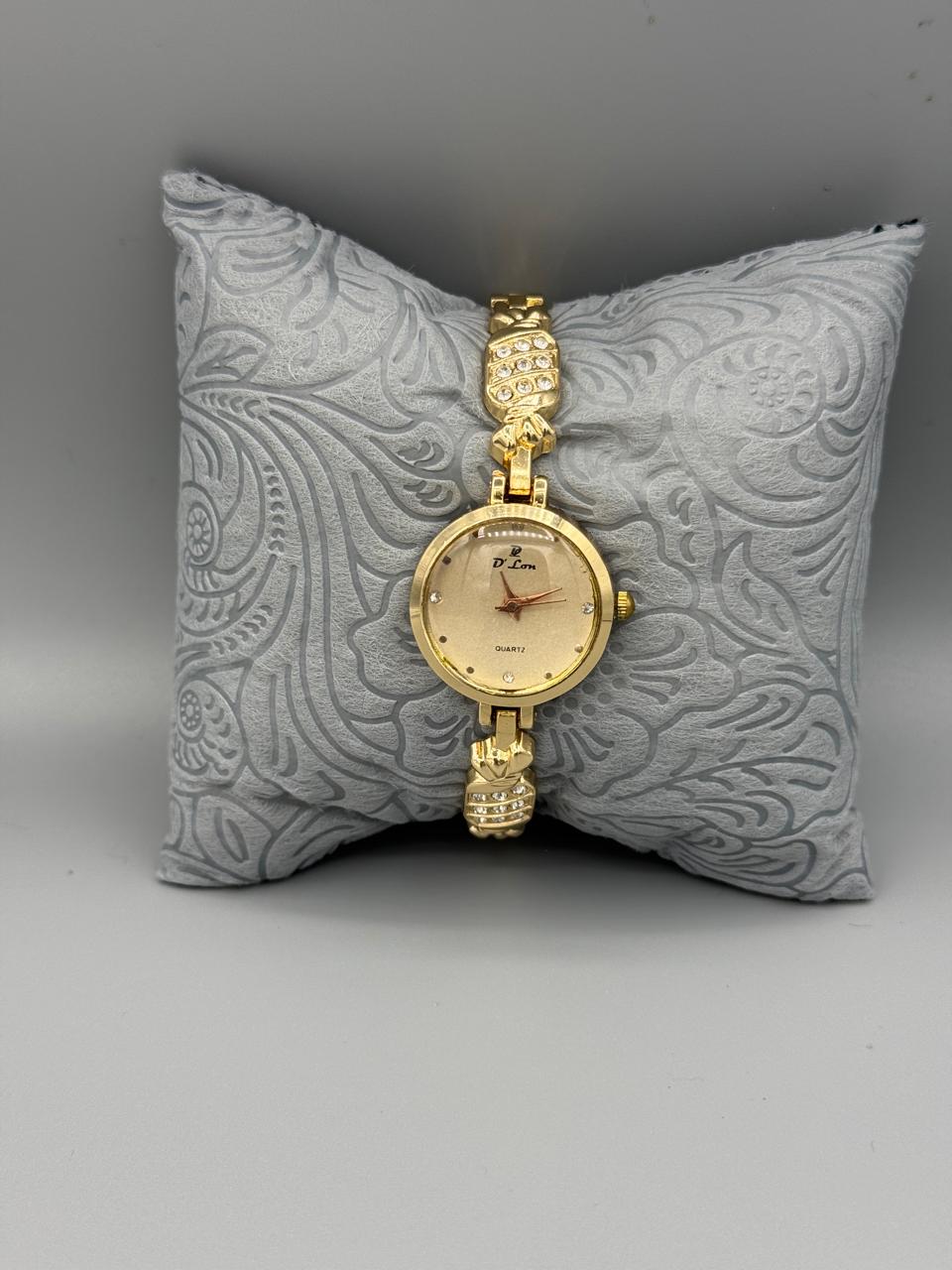 D.Lon F8 Women's Quartz Watch