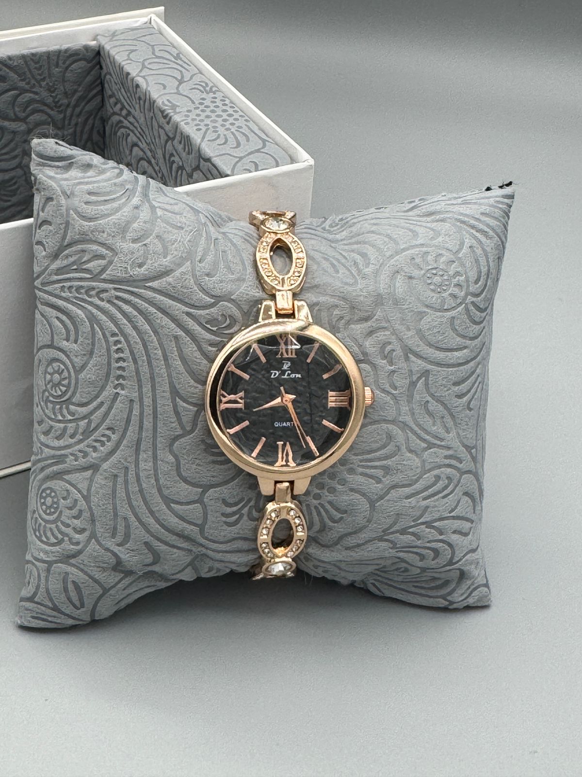D.Lon BK17 Women's Quartz Watch