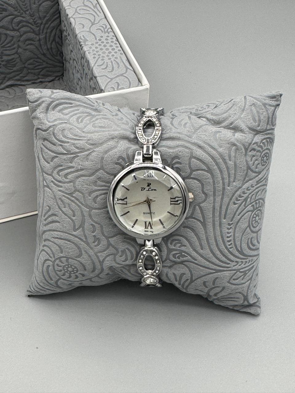 D.Lon BK17 Women's Quartz Watch