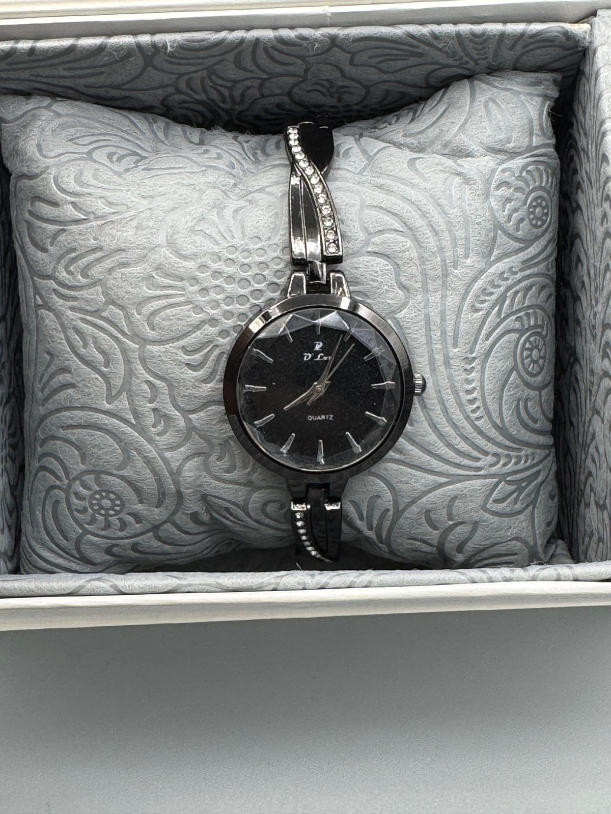 D.Lon C13 Women's Quartz Watch