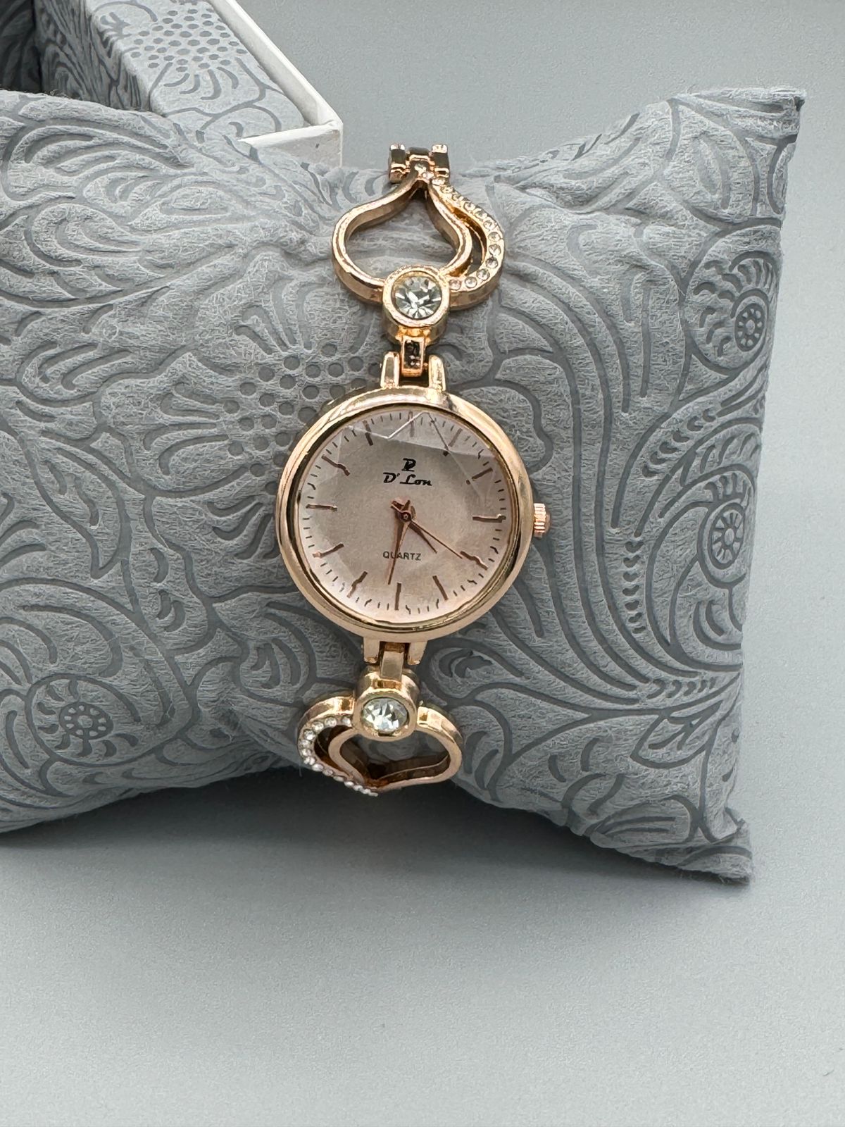 D.Lon G15 Women's Quartz Watch