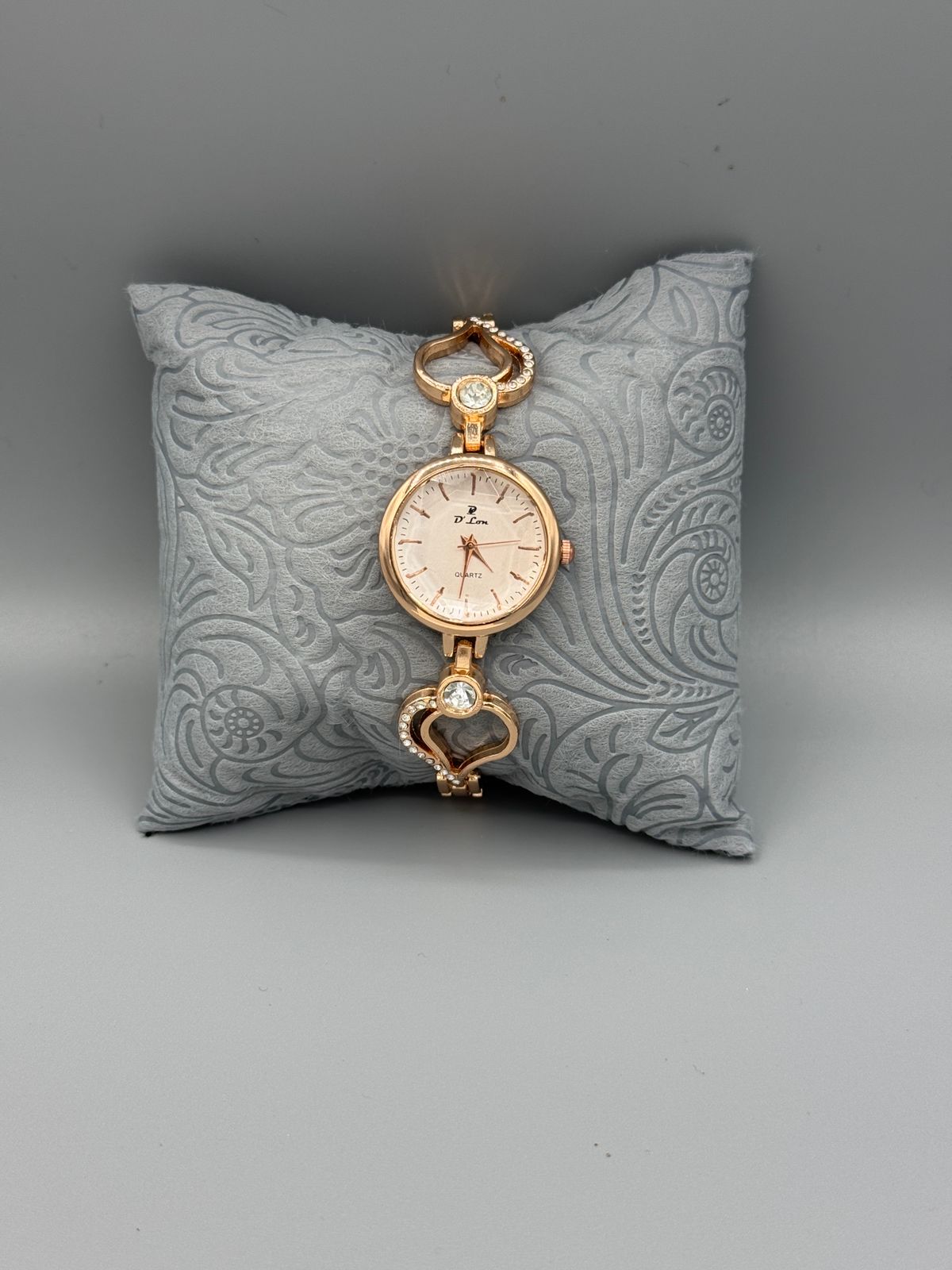 D.Lon G15 Women's Quartz Watch