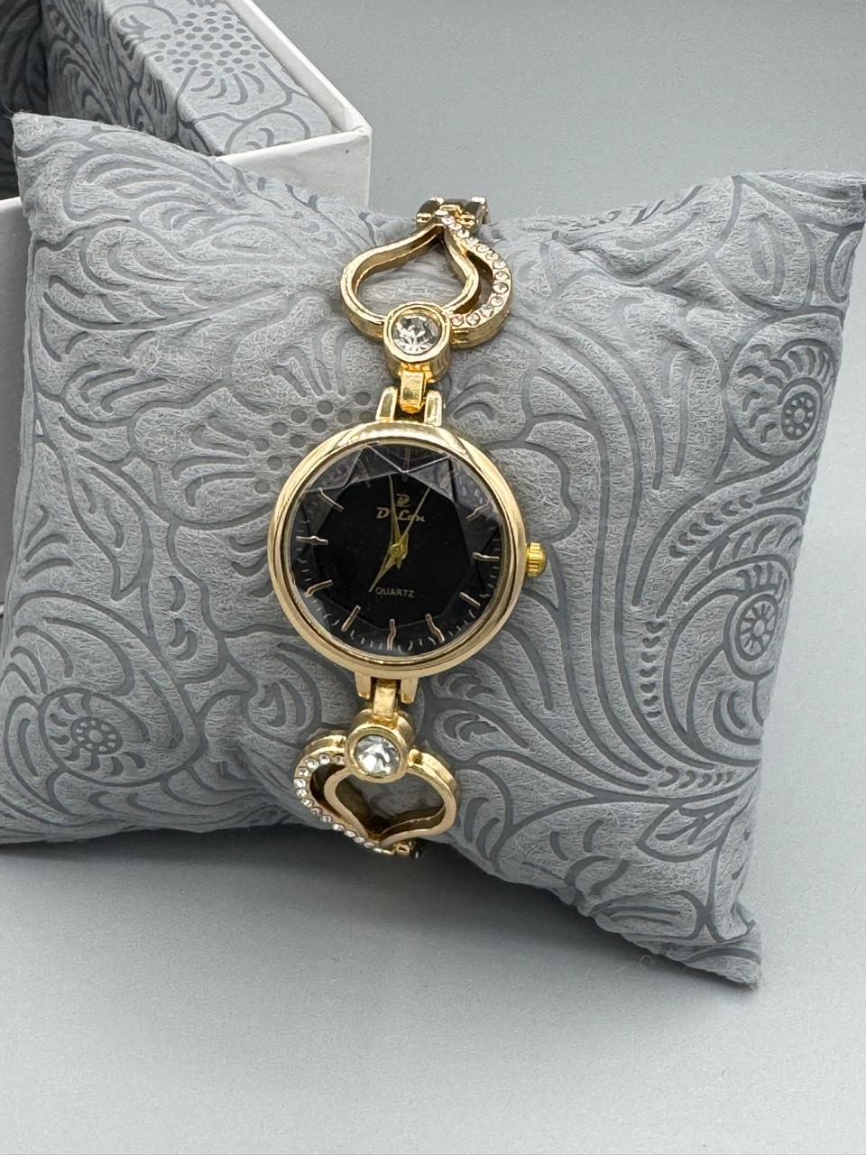 D.Lon G15 Women's Quartz Watch