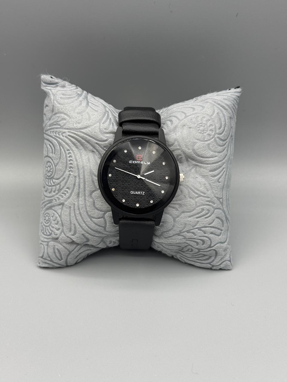 COMELY CL-8862 Women's Quartz Leather Watch