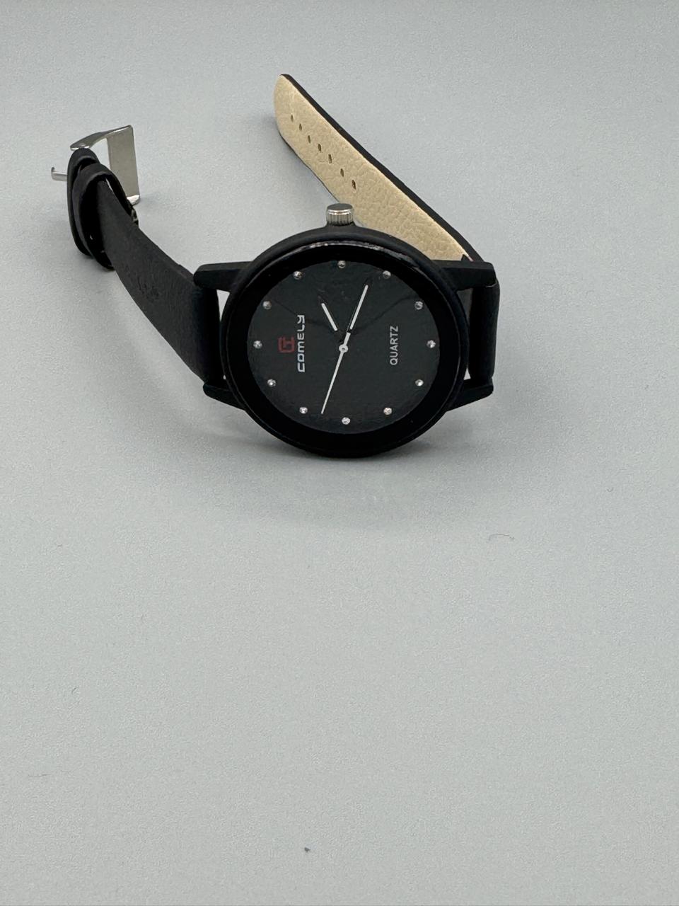 COMELY CL-8862 Women's Quartz Leather Watch
