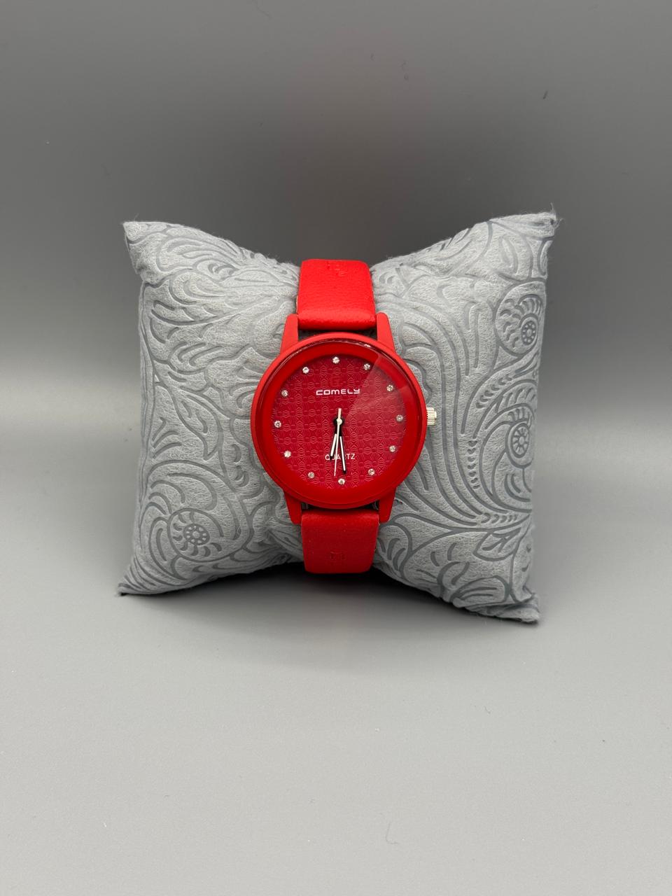 COMELY CL-8862 Women's Quartz Leather Watch