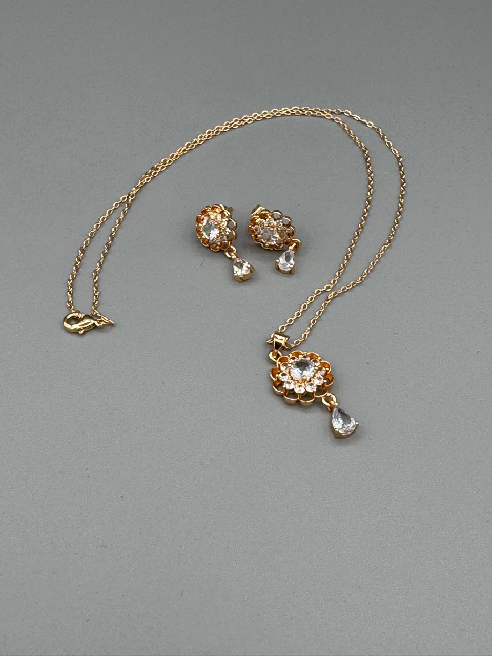 Celestial Grace - Pendant Set