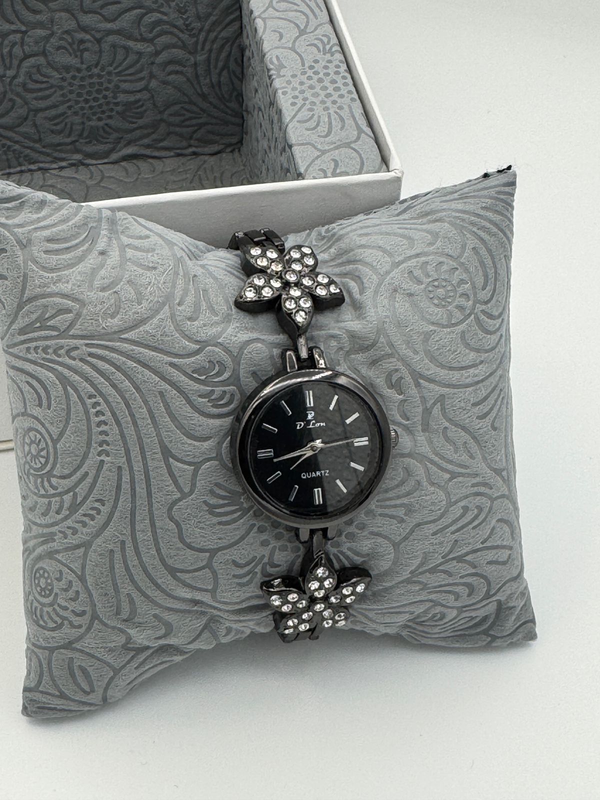 D.Lon BK16 Women's Quartz Watch