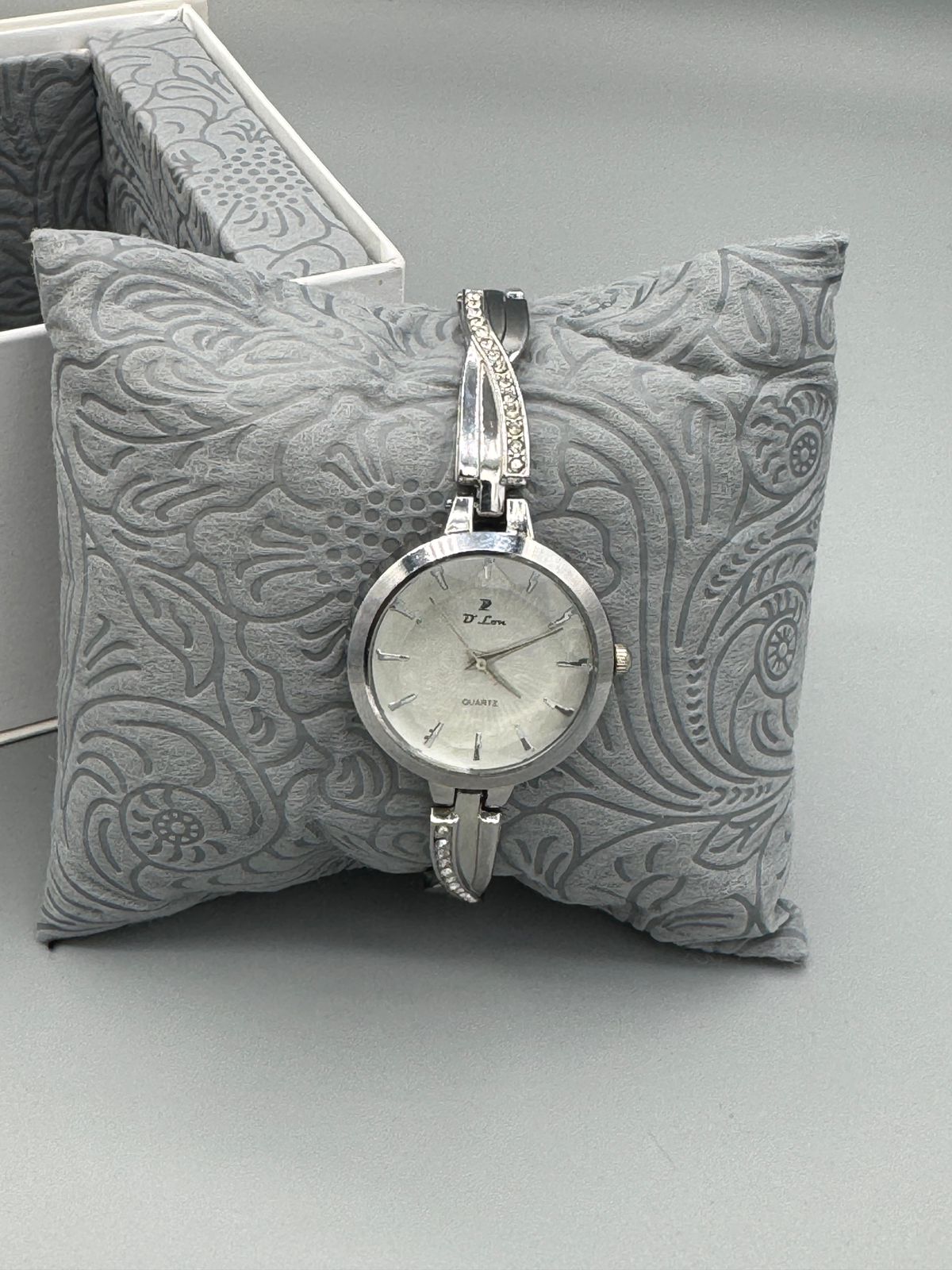 D.Lon C13 Women's Quartz Watch